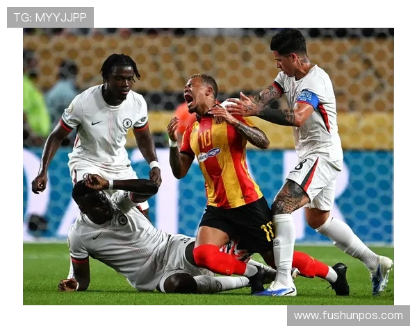 世俱杯神同步！切尔西角球破门与扬州队战术如出一辙(2)